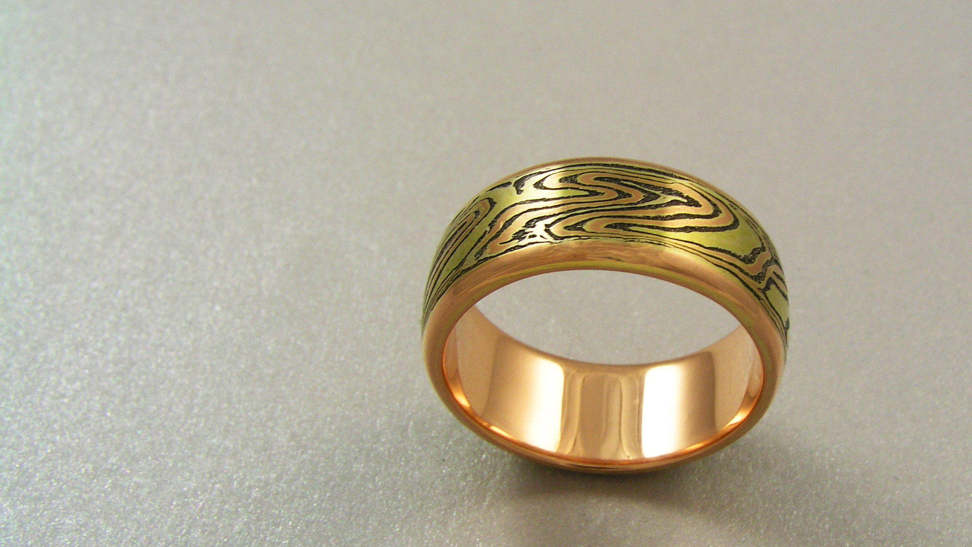 Classic Mokume Band in Red Gold