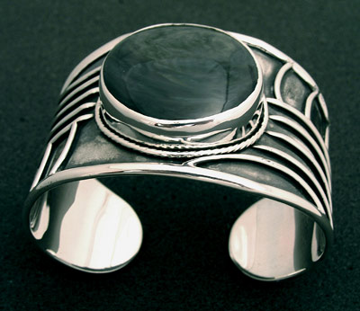 Victor's Obsidian Bracelet